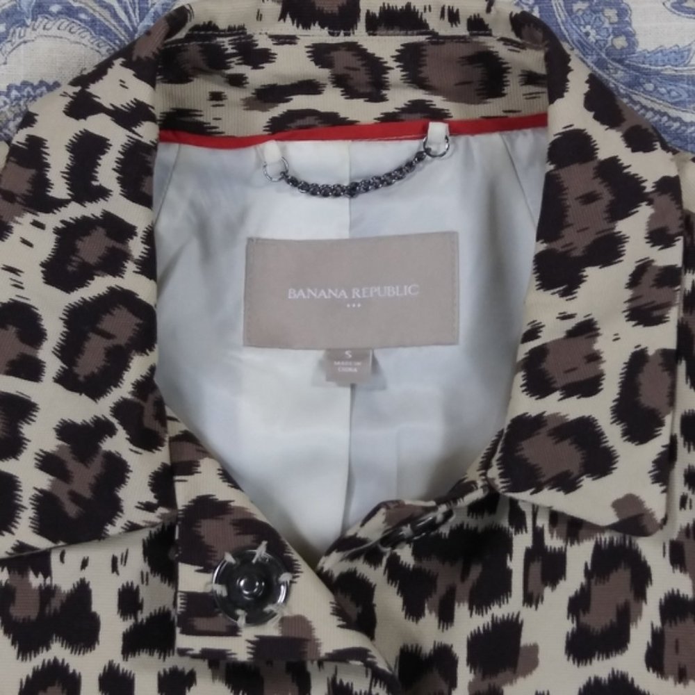 Banana Republic Leopard Print Raincoat, sz S - Picture 6 of 6